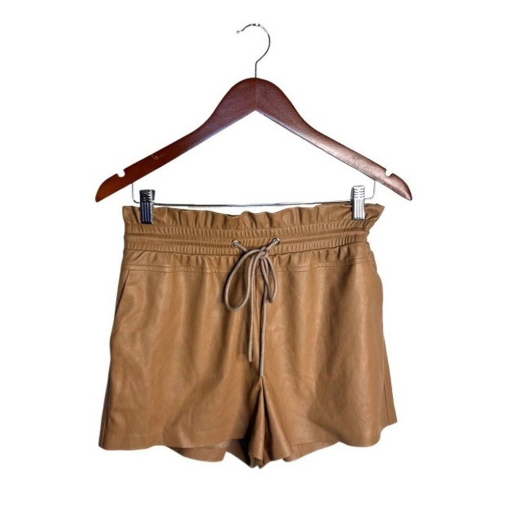 Philanthropy Emma Shorts Vegan Leather Camel Size Medium Paper Bag NWT - Picture 2 of 10